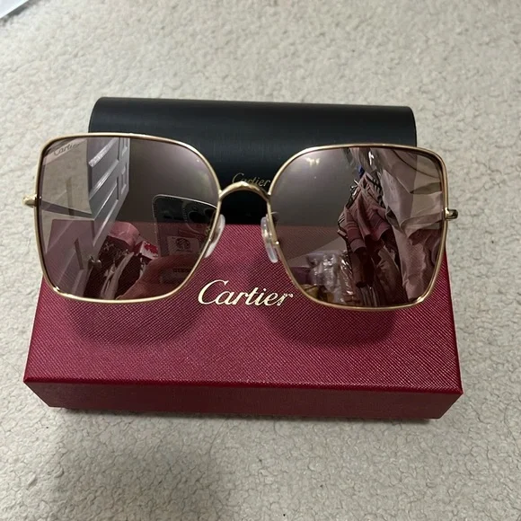 This is brand new Cartier sunglasses , never worn with high quality. Brand New! Never worn, No Scratches, No finger... | Depop main image 3